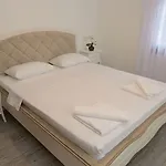 Brothers Ξενοδοχείο Çeşme