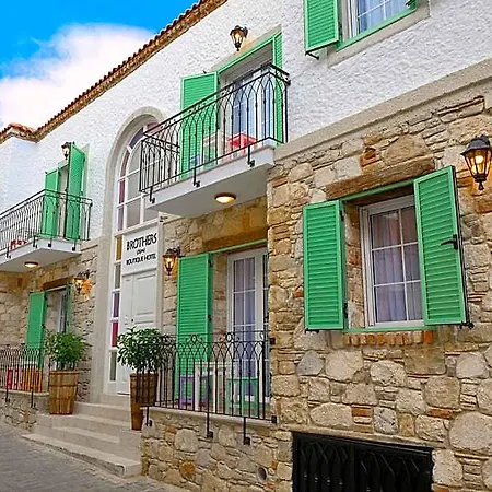 Brothers Ξενοδοχείο Çeşme