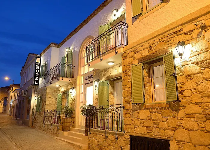 Brothers 3* Çeşme